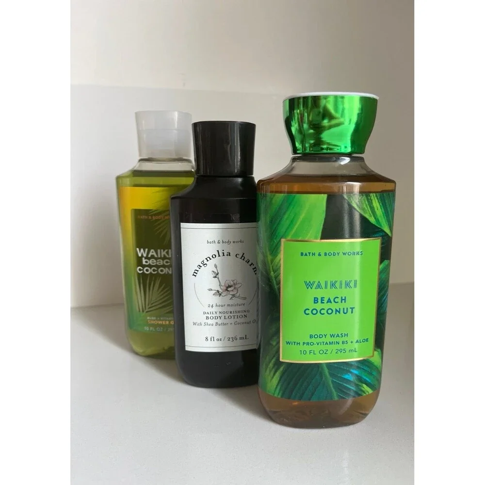Bath & Body Works WAIKIKI BEACH COCONUT Wash Lot & Magnolia Charm